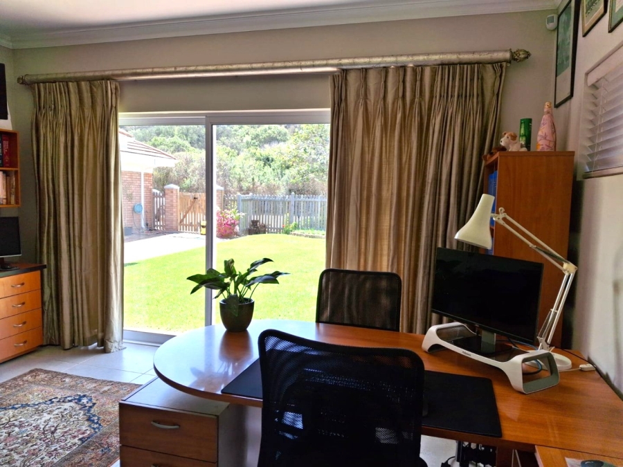 3 Bedroom Property for Sale in Dolphin Creek Golf Estate Western Cape